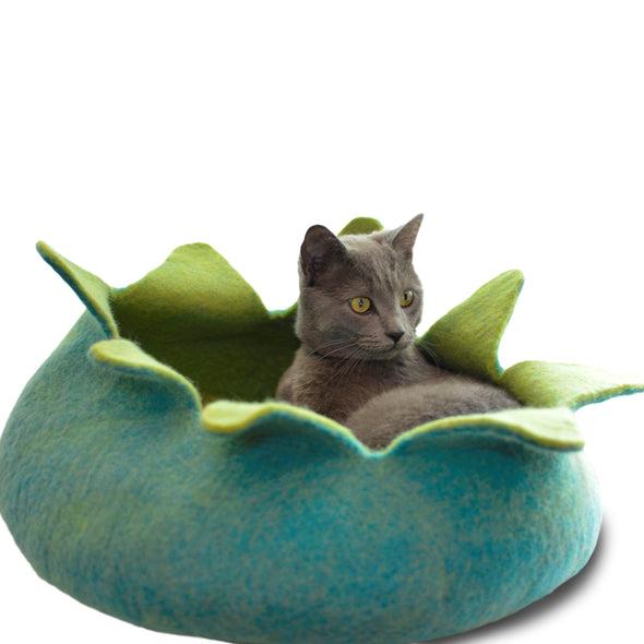Dharma Dog Karma Cat Aqua Petals Basket